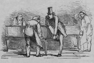 De piano wordt gebracht