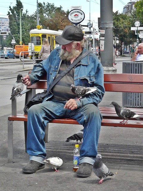 data/beggars-210035_640.jpg