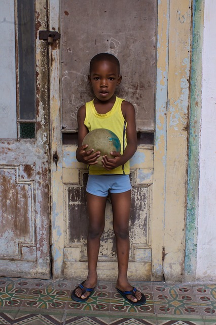data/child-1284651_640.jpg