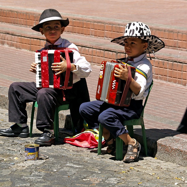 data/children-50209_640.jpg