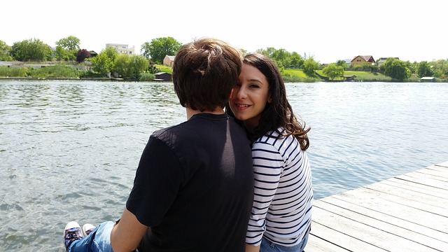 data/lake-543307_640.jpg