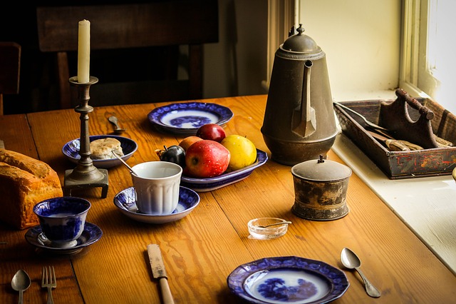 data/still-life-379858_640.jpg